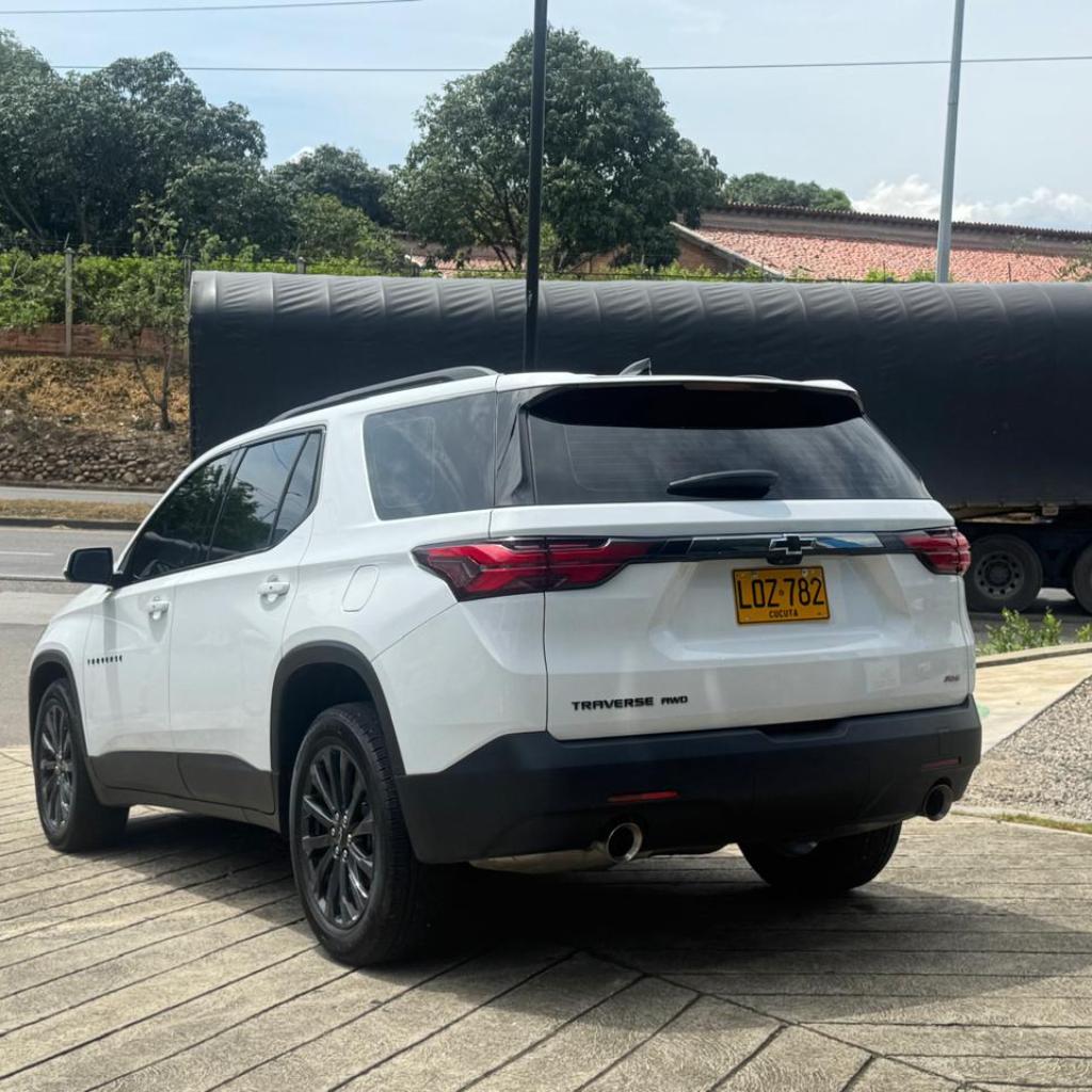 NEW TRAVERSE 3,6 RS AT AWD BLANCO NIEBLA 2023 LOZ782_6