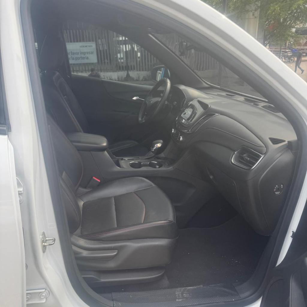 EQUINOX TURBO RS 2023 LVZ706_11