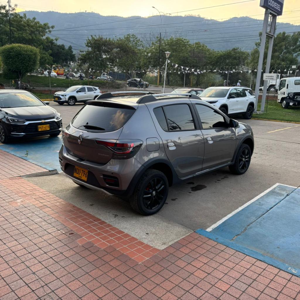 STEPWAY INTENS TP 1600CC16V AA 4AB ABS 2026 NQU796_7