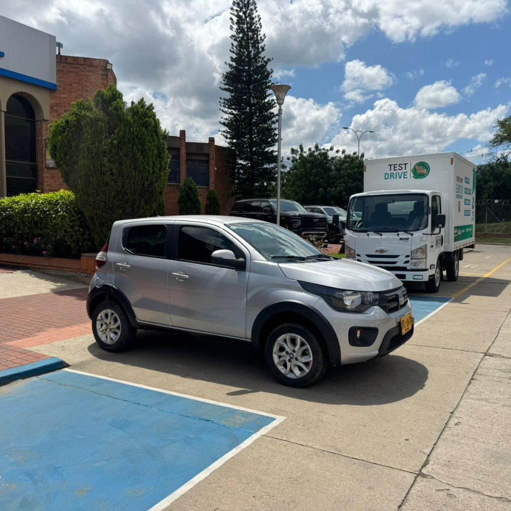 MOBI LIKE MT 1000CC 5P 2024 MYL147_1