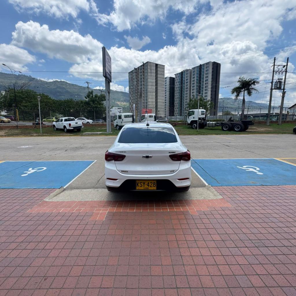 ONIX LTZ TURBO AC 1.0 4P 4X2 TA (D) 2023 KSY428_6