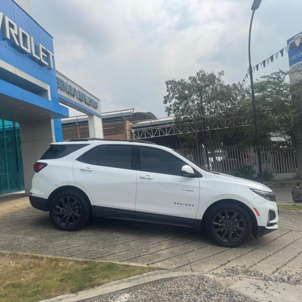 EQUINOX TURBO RS 2023 LVZ706_7