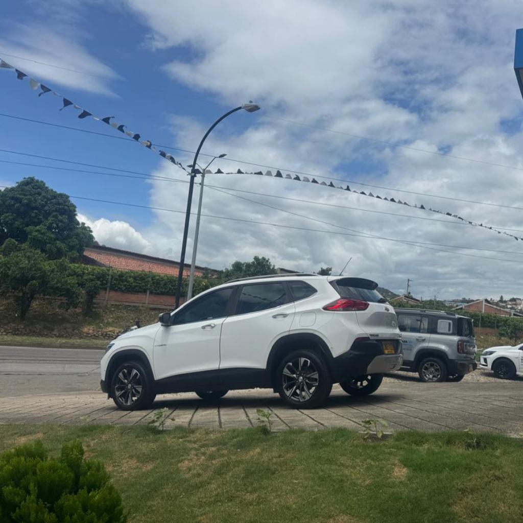 TRACKER TURBO 1.2 PREMIER AT 2021 DMO721_5
