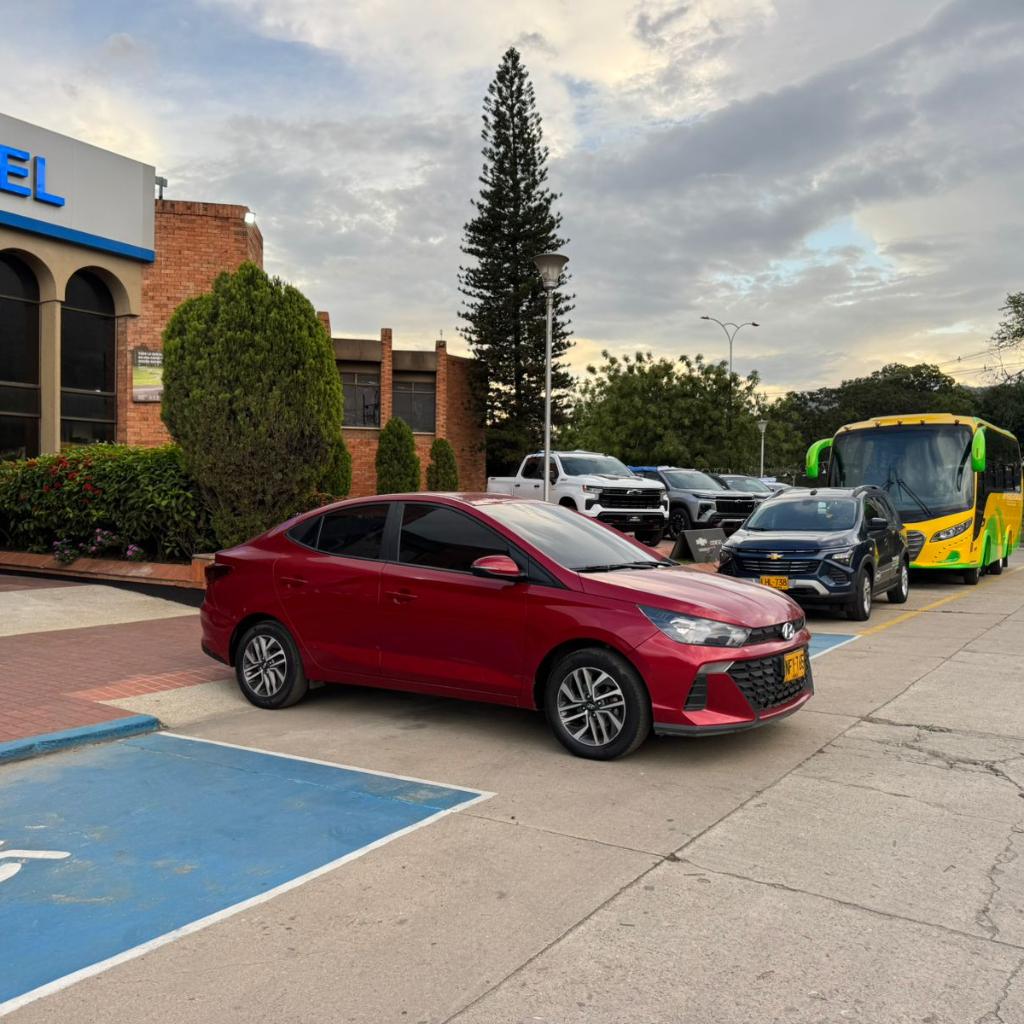 ACCENT HB20S ADVANCE MT 1600CC ABS 2024 NFY765 - Concesionario Chevrolet Codiesel