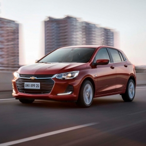 CHEVROLET ONIX HB TURBO_1