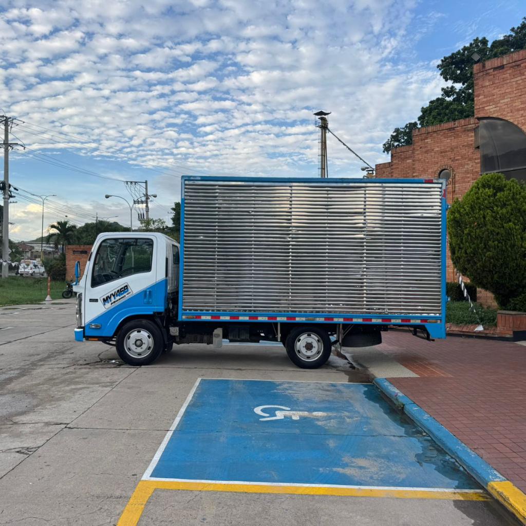 CHEVROLET NLR 700P RWD TD 4X2 ABS MT FURGON 2024 MYY468_4