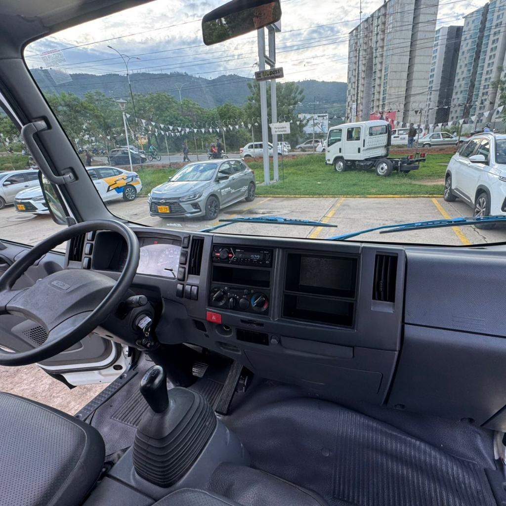 CHEVROLET NLR 700P RWD TD 4X2 ABS MT FURGON 2024 MYY468_13