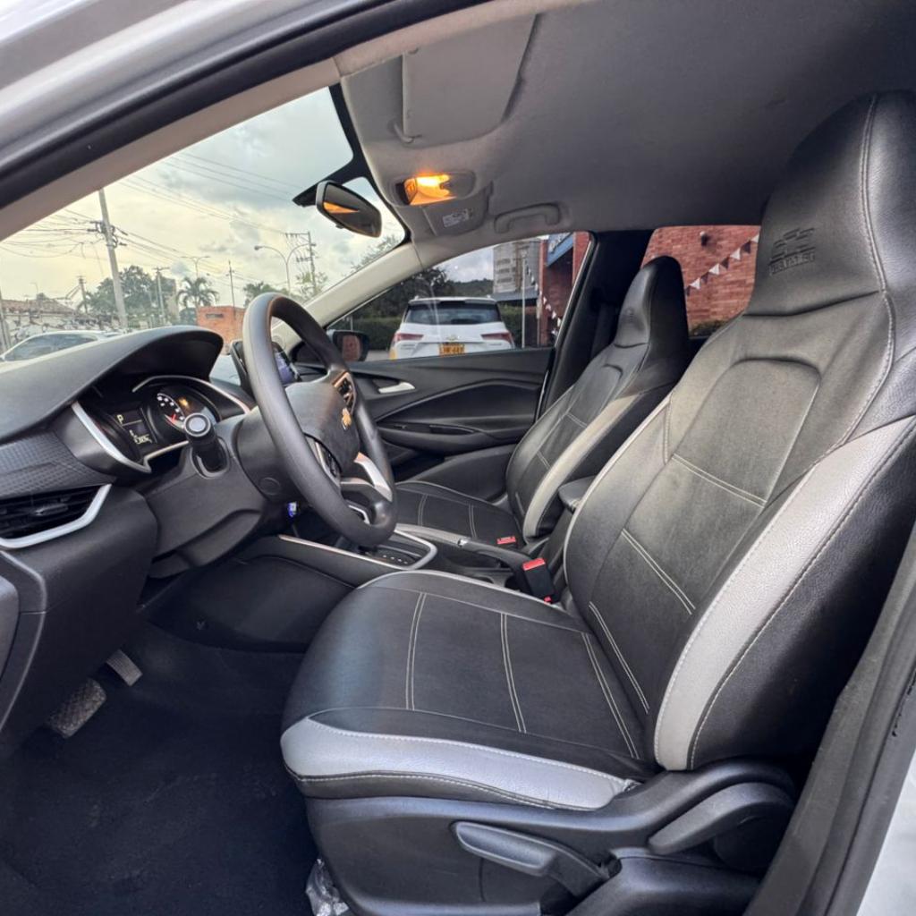 ONIX LT TURBO AC 1.0 4P 4X2 TA 2022 LFX739 _12