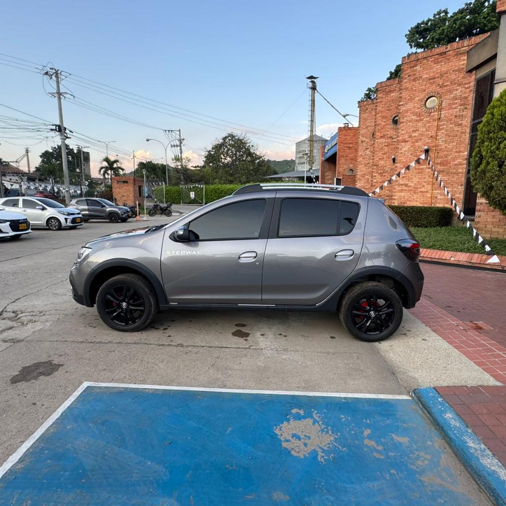 STEPWAY INTENS TP 1600CC16V AA 4AB ABS 2026 NQU796_4