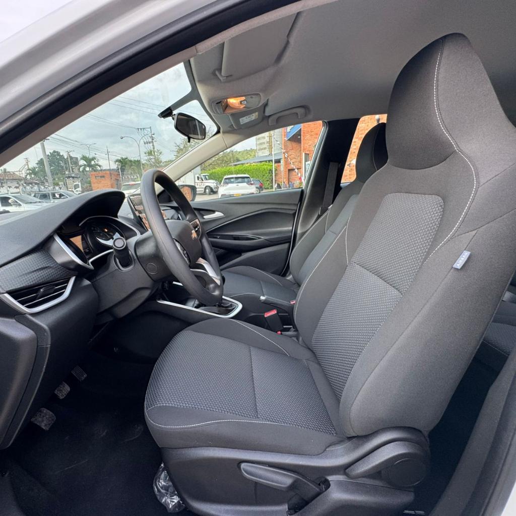 ONIX LT TURBO AC 1.05P 4X2 TM 2024 QIK202_12