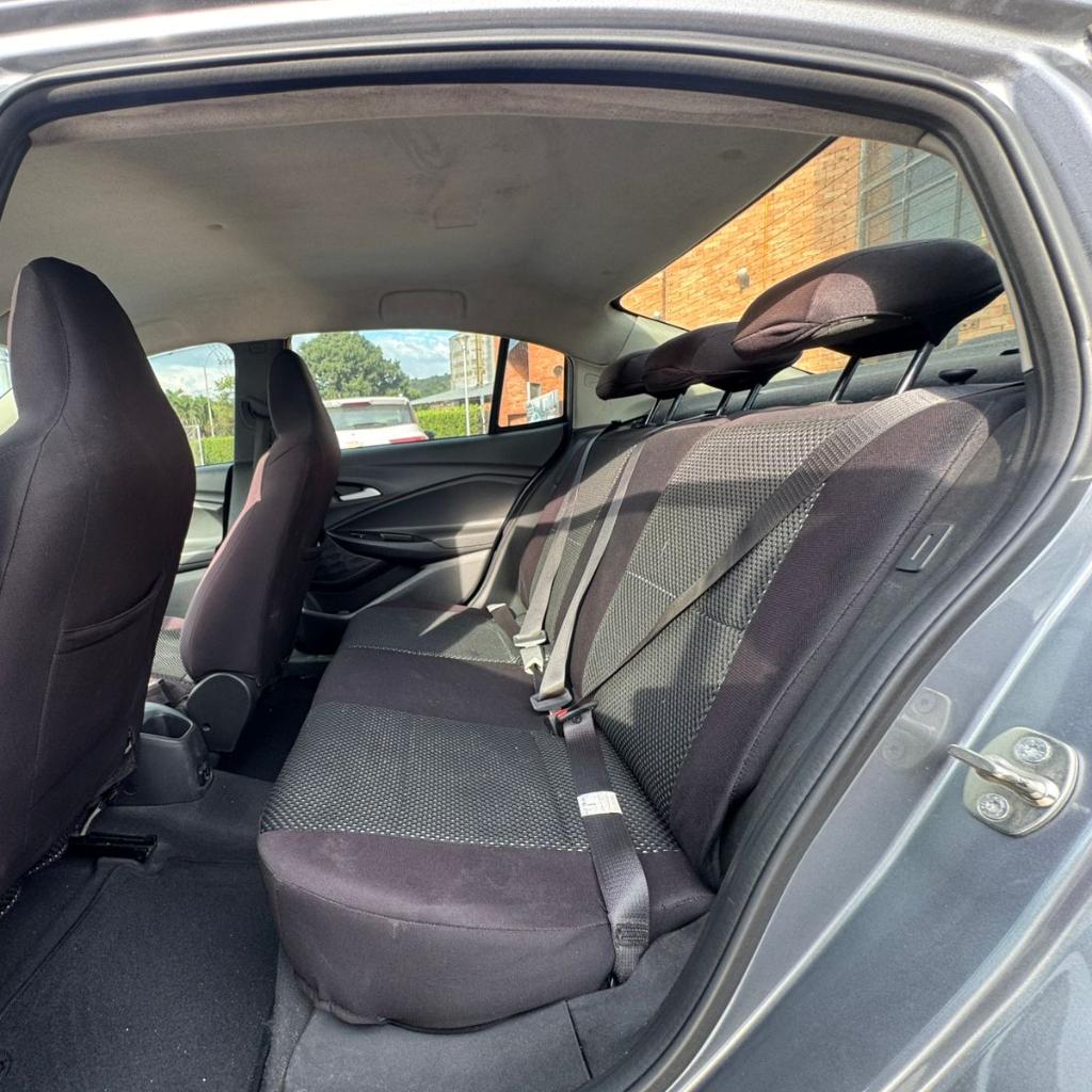 ONIX LT TURBO AC 1.0 4P 4X2 TM 2021 MVO526_13