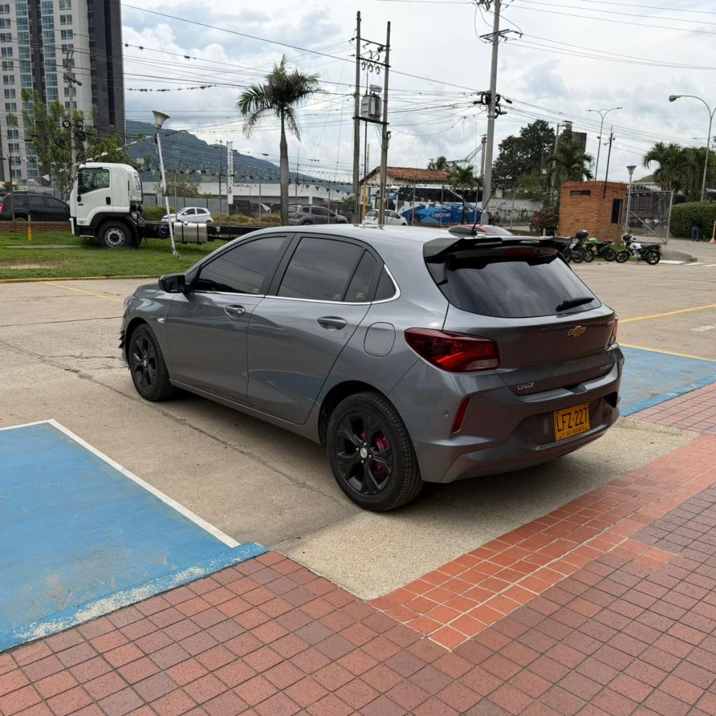 ONIX PREMIER TURBO AC 1.0 5P 4X2 AT 2022 LFZ227_5
