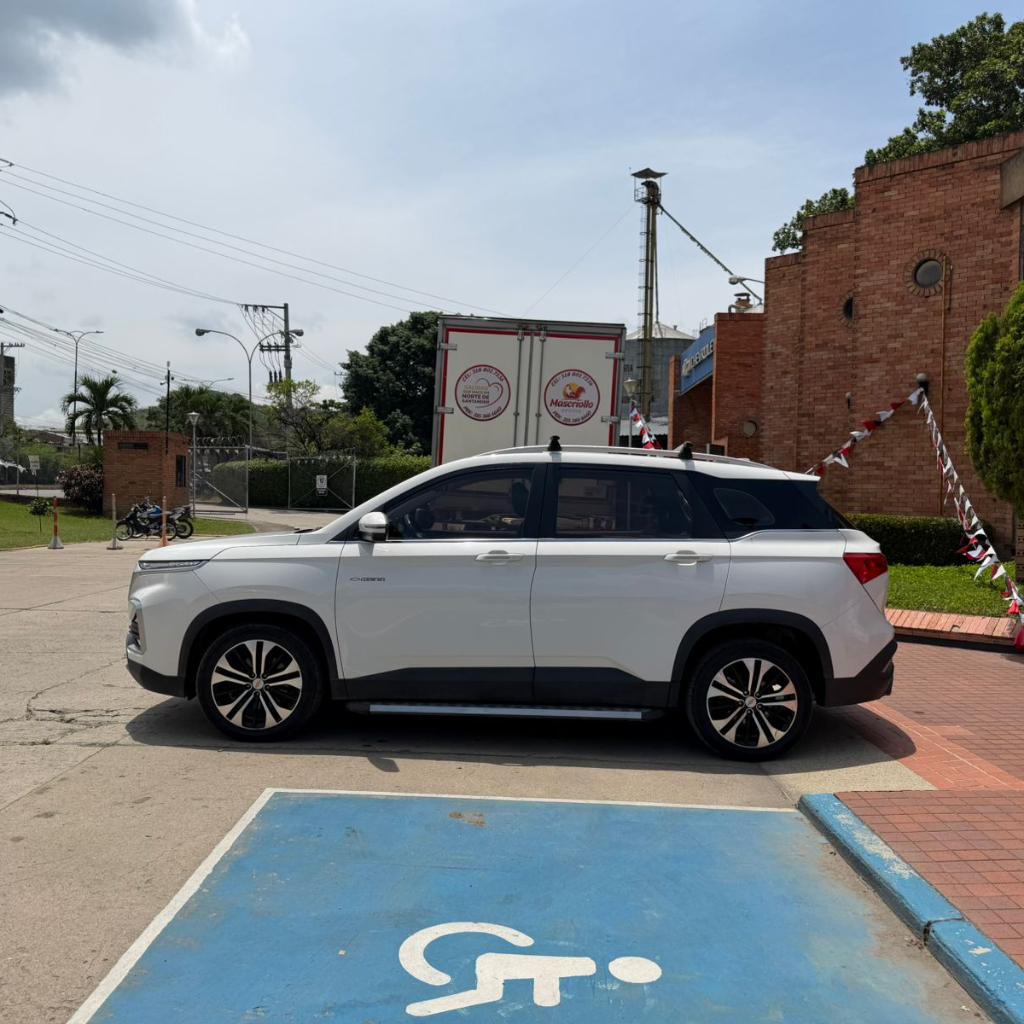 CAPTIVA TURBO PREMIER AT 2021 JTV761_4