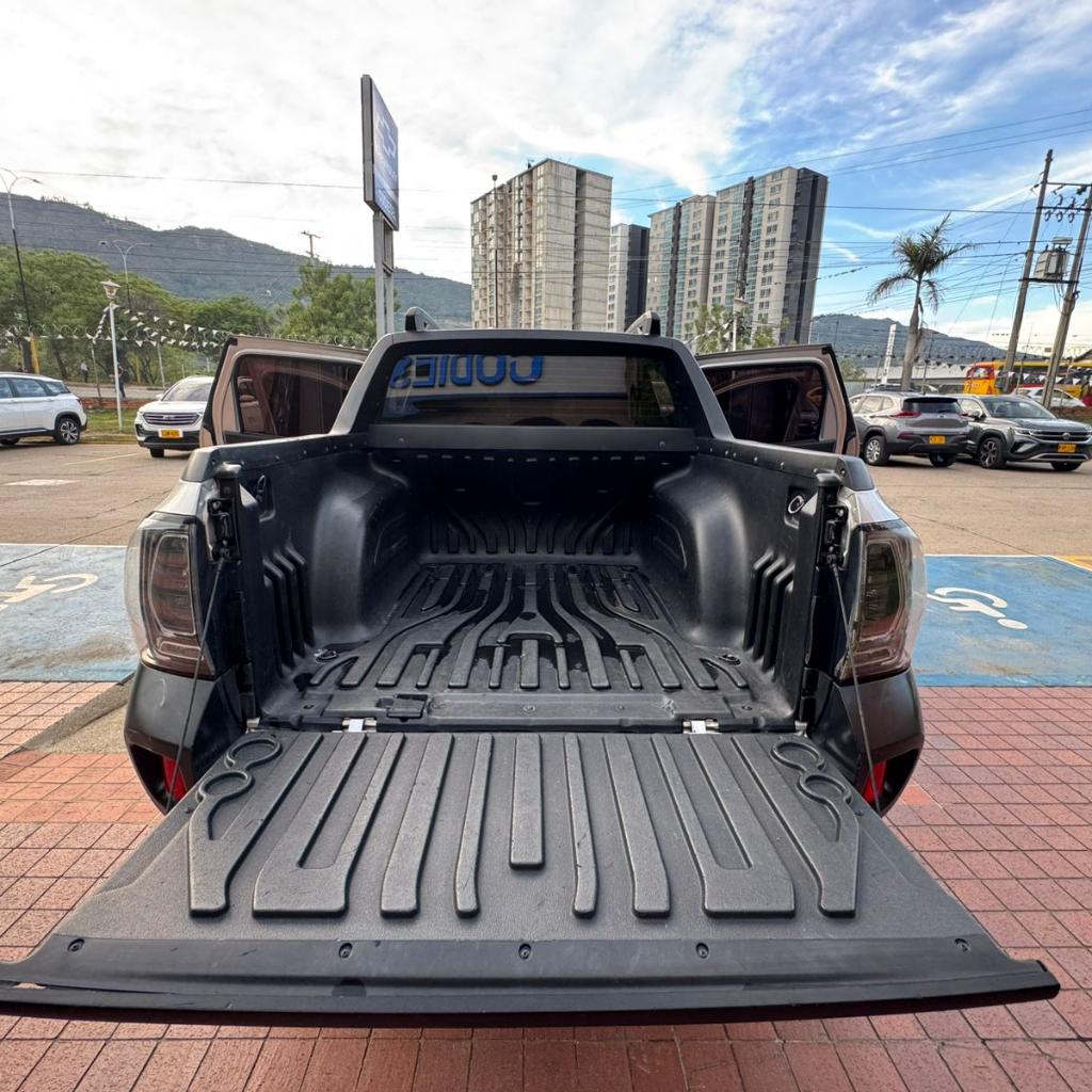 DUSTER OROCH ZEN MT 1300CC T 4X4 2023 LZW873_11