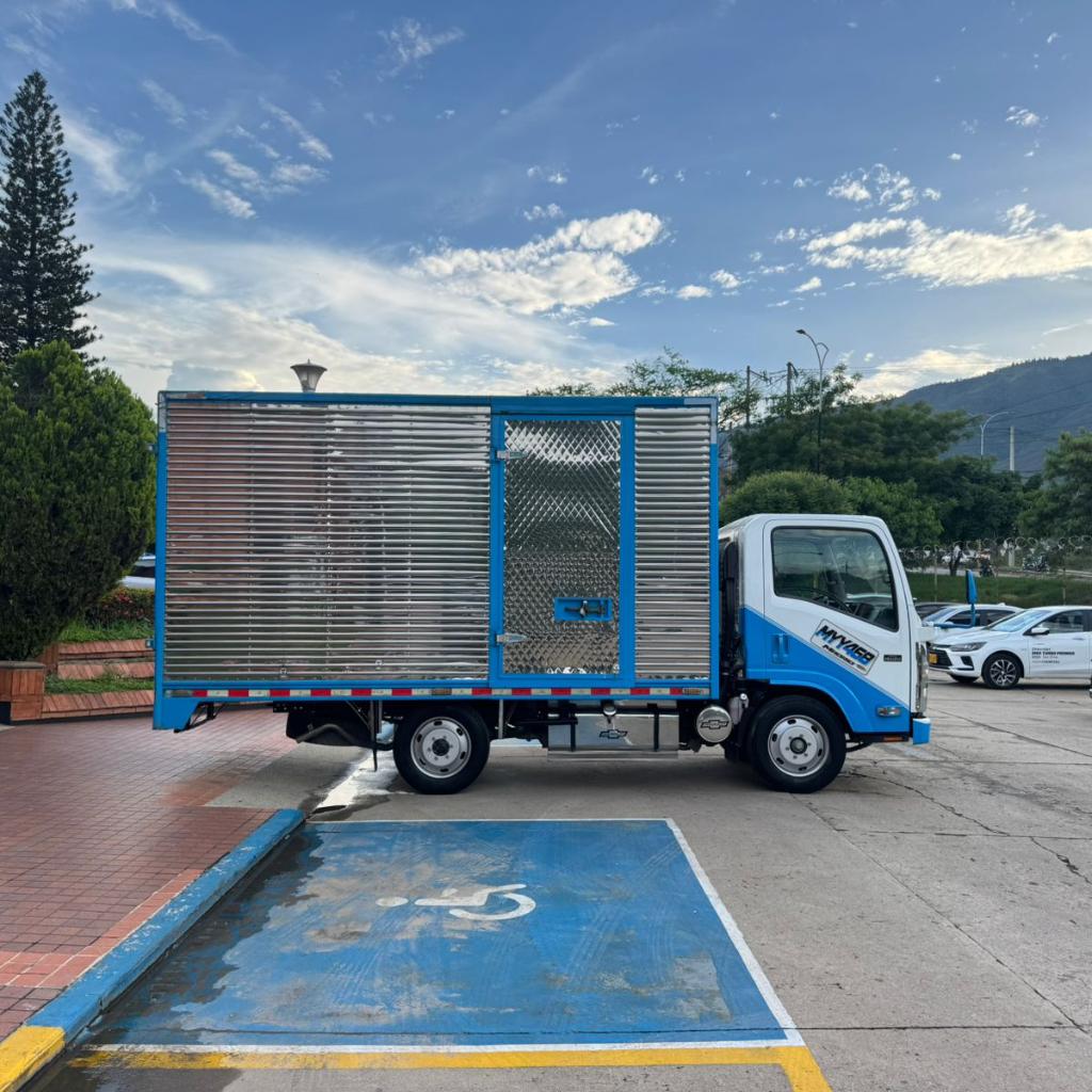 CHEVROLET NLR 700P RWD TD 4X2 ABS MT FURGON 2024 MYY468_8