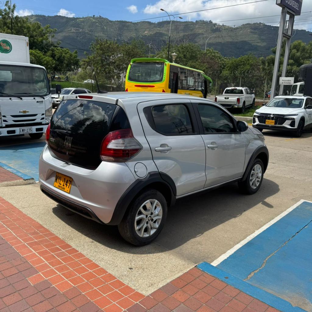 MOBI LIKE MT 1000CC 5P 2024 MYL147_7