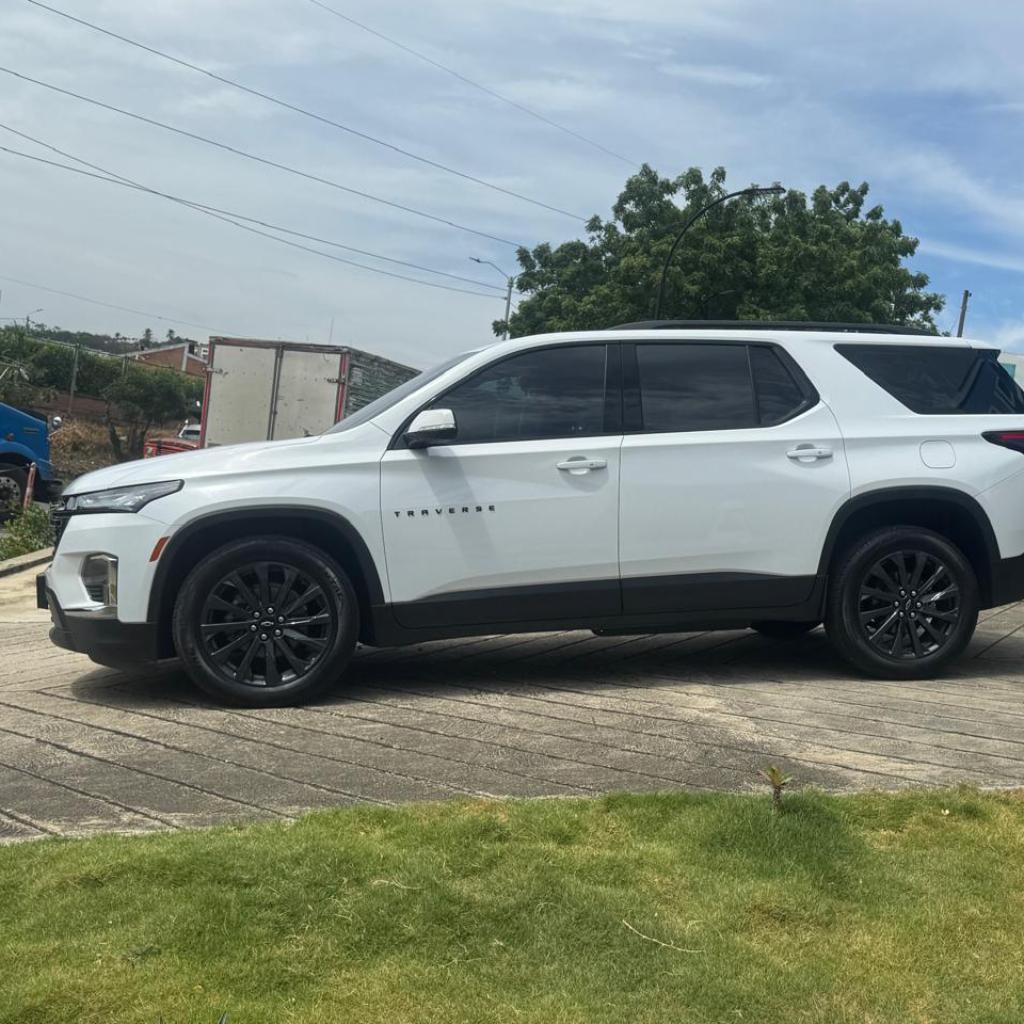NEW TRAVERSE 3,6 RS AT AWD BLANCO NIEBLA 2023 LOZ782_4
