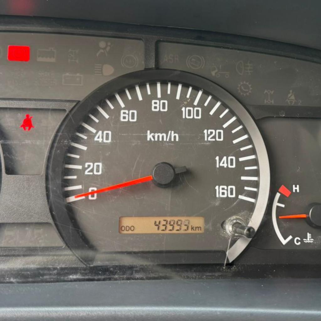 CHEVROLET NLR 700P RWD TD 4X2 ABS MT FURGON 2024 MYY468_15