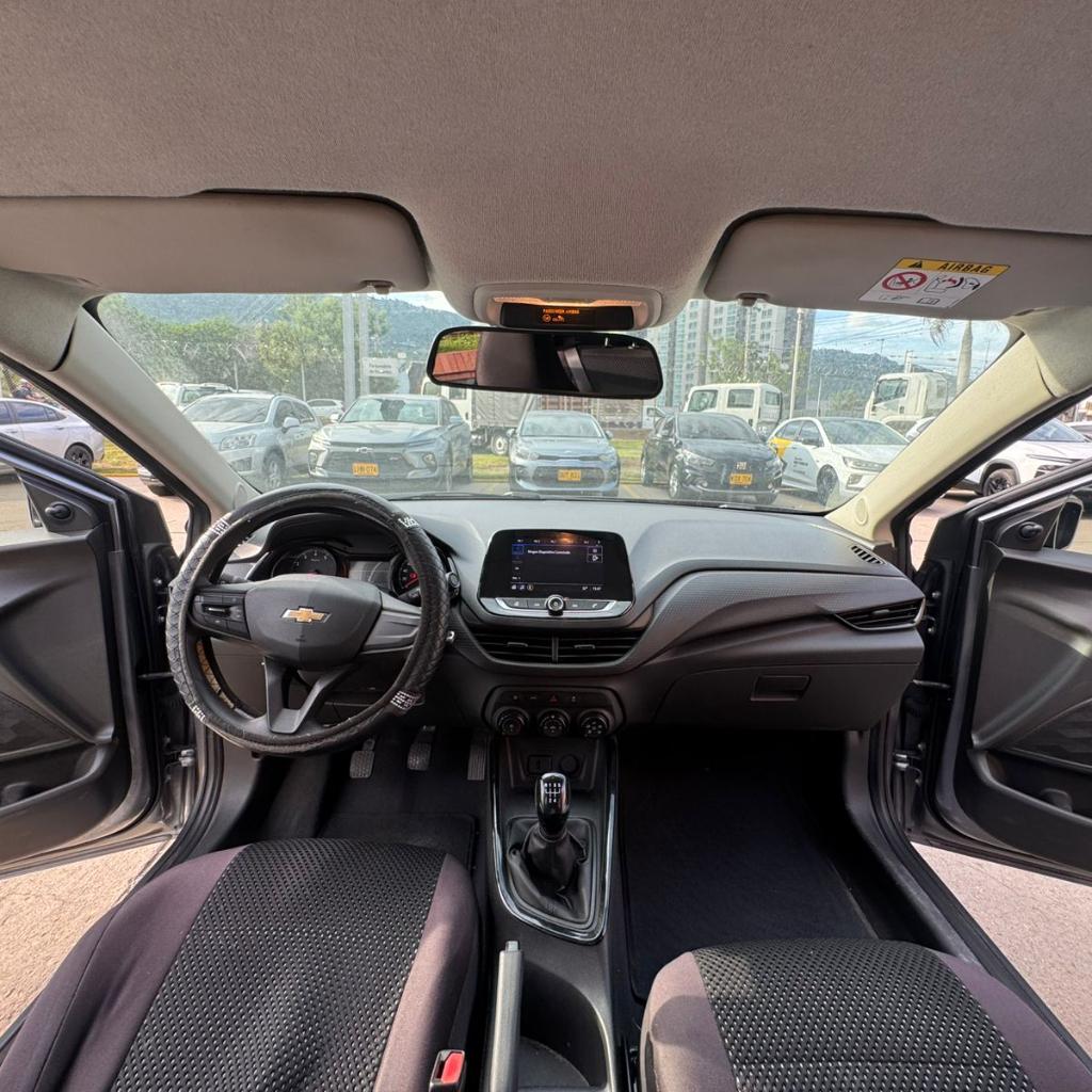 ONIX LT TURBO AC 1.0 4P 4X2 TM 2021 MVO526_16