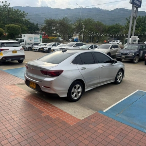ONIX PREMIER TURBO AC 1.0 4P 4X2 TA 2021 KMV357_7