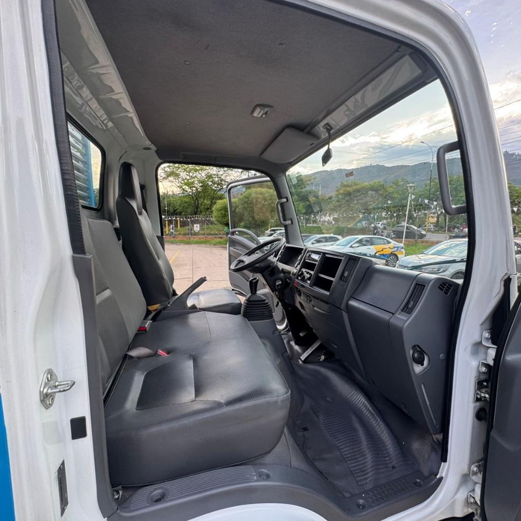 CHEVROLET NLR 700P RWD TD 4X2 ABS MT FURGON 2024 MYY468_12