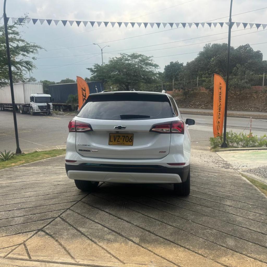 EQUINOX TURBO RS 2023 LVZ706_5