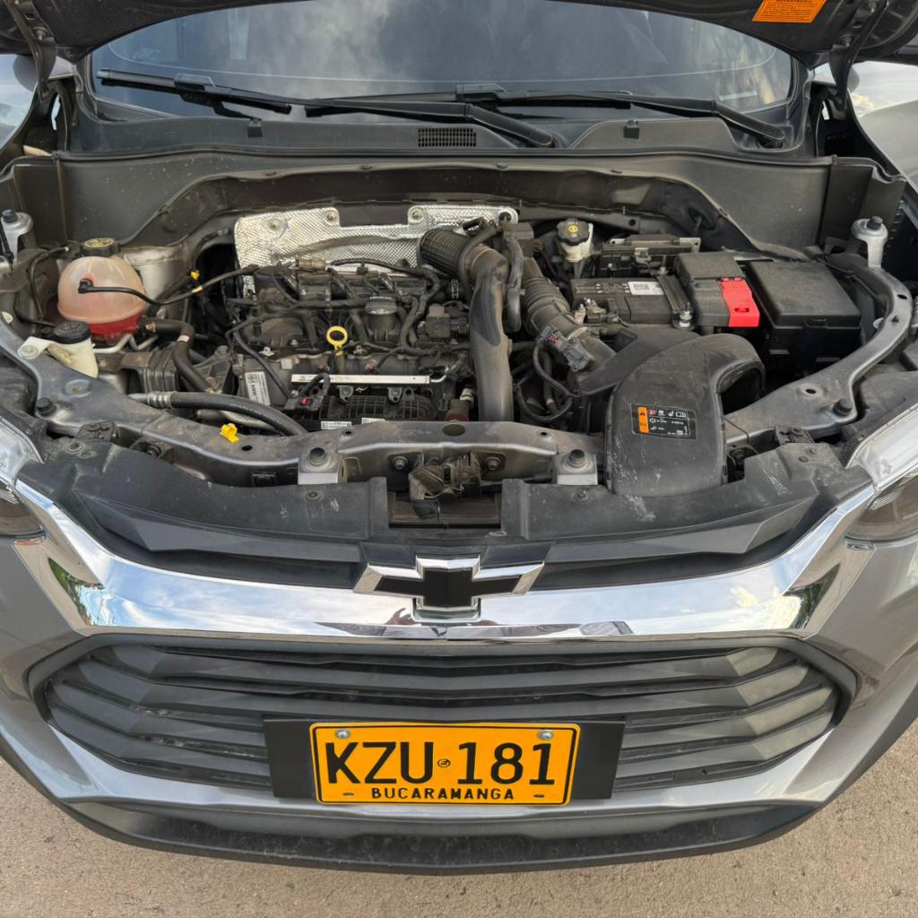 TRACKER TURBO LTZ (D) AT 2023 KZU181_11