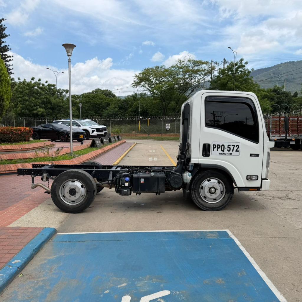 CHASIS NHR 700P RWD EURO VI MT TD 4X2 MT 2026 PPQ572_8
