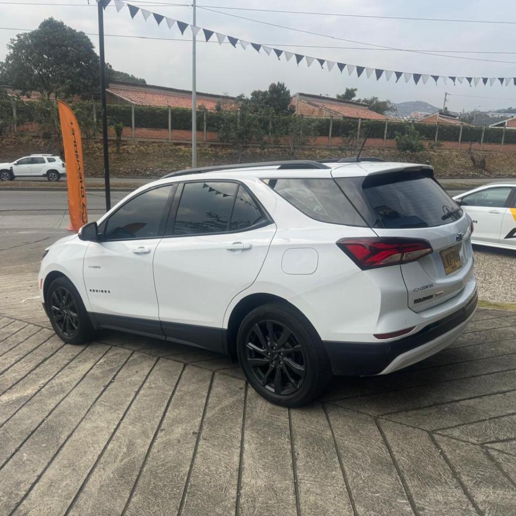 EQUINOX TURBO RS 2023 LVZ706_4