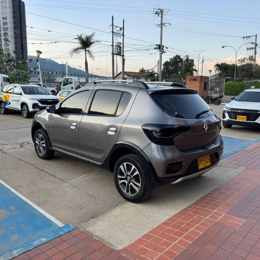 STEPWAY INTENS MT 1600CC 16V AA 4AB ABS 2022 GYY526 _5