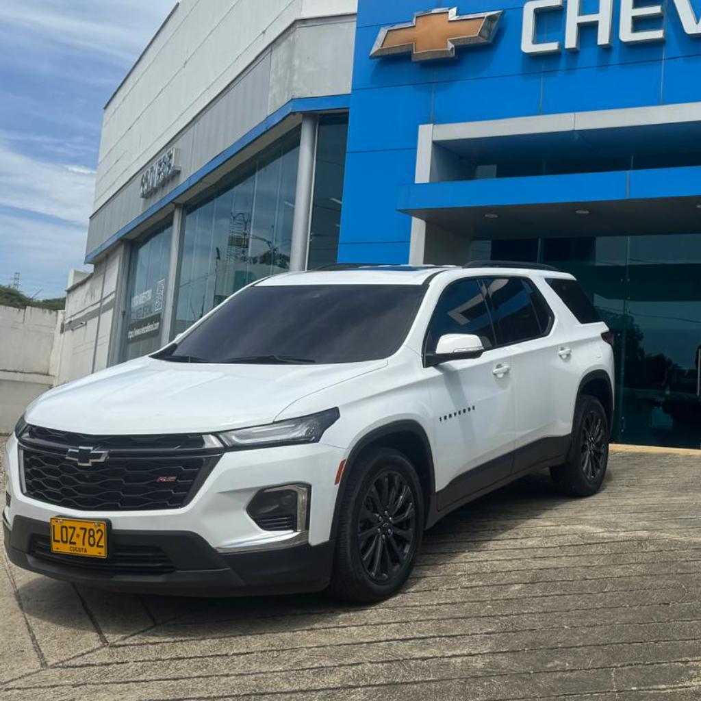 NEW TRAVERSE 3,6 RS AT AWD BLANCO NIEBLA 2023 LOZ782_3