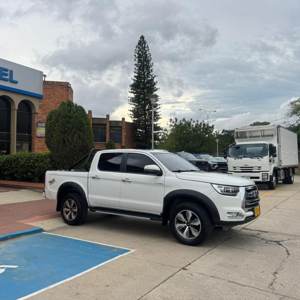 JAC HFC1037 T8 COMFORT MT 2000CC TD 4X4 2024 LTO716_9