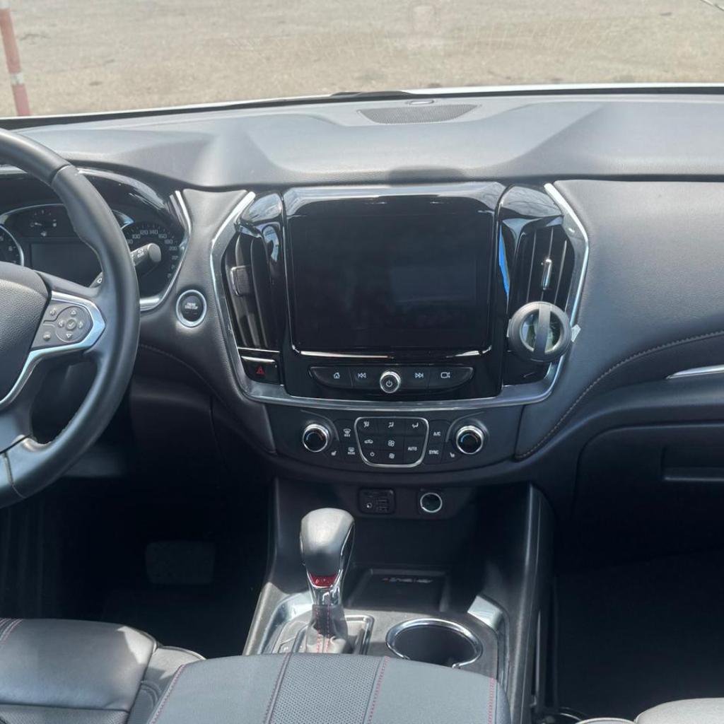 NEW TRAVERSE 3,6 RS AT AWD BLANCO NIEBLA 2023 LOZ782_14
