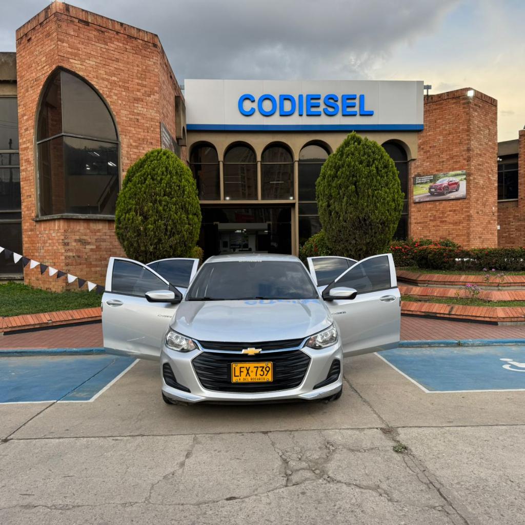 ONIX LT TURBO AC 1.0 4P 4X2 TA 2022 LFX739 _10