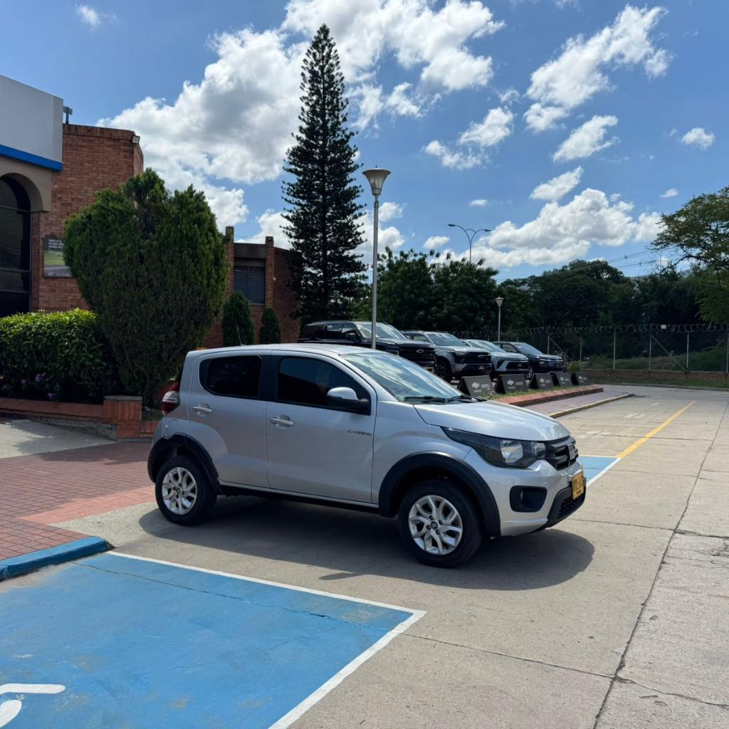 MOBI LIKE MT 1000CC 5P 2024 MYL163_1